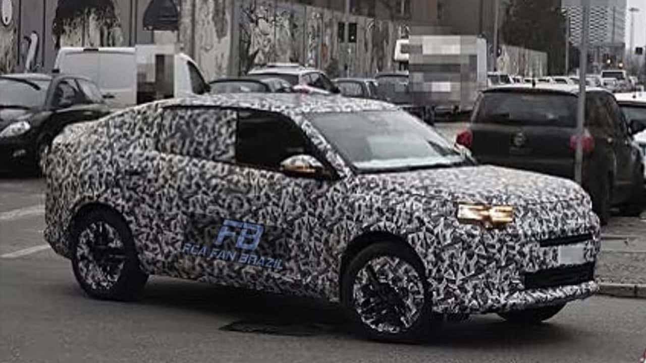 Fiat Fastback Avrupa Yolunda: Grande Panda Temelli "Coupe-SUV" Geliyor!